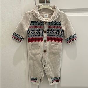 GAP Gray and Red Footies One Piece with Nordic Patterns